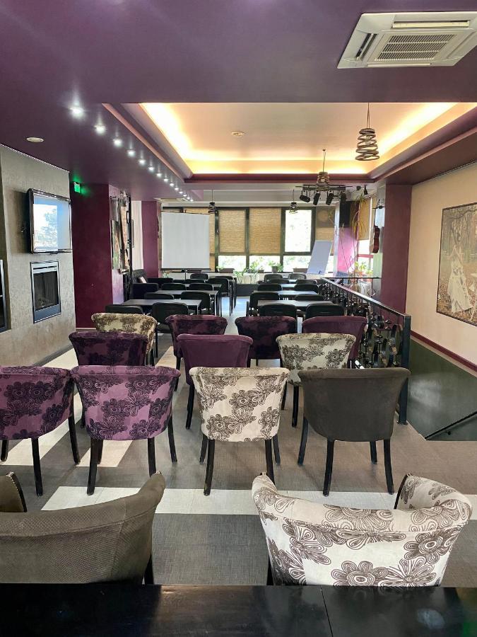 Pensiunea Rix Rooms Focşani المظهر الخارجي الصورة