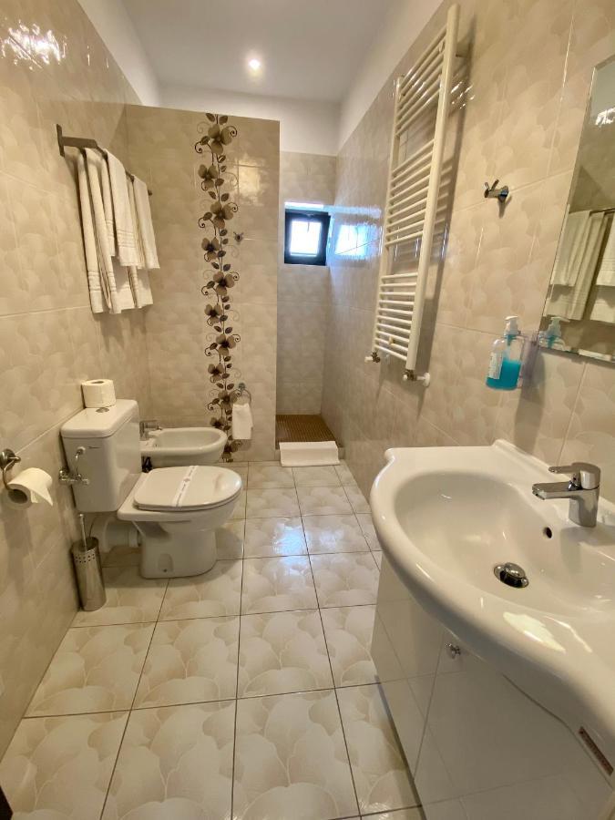 Pensiunea Rix Rooms Focşani المظهر الخارجي الصورة