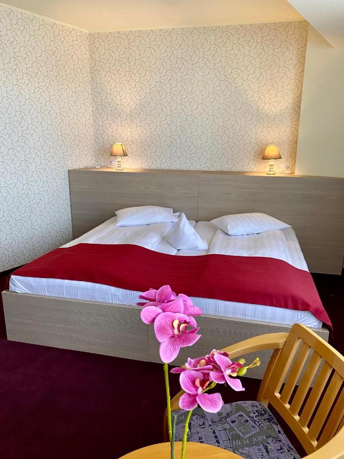 Pensiunea Rix Rooms Focşani المظهر الخارجي الصورة
