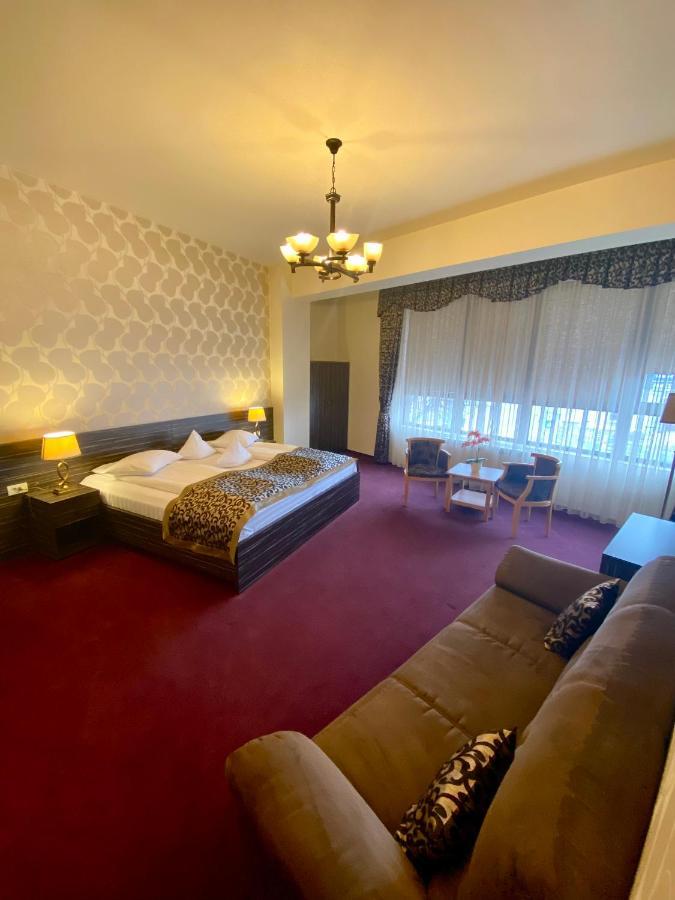 Pensiunea Rix Rooms Focşani المظهر الخارجي الصورة